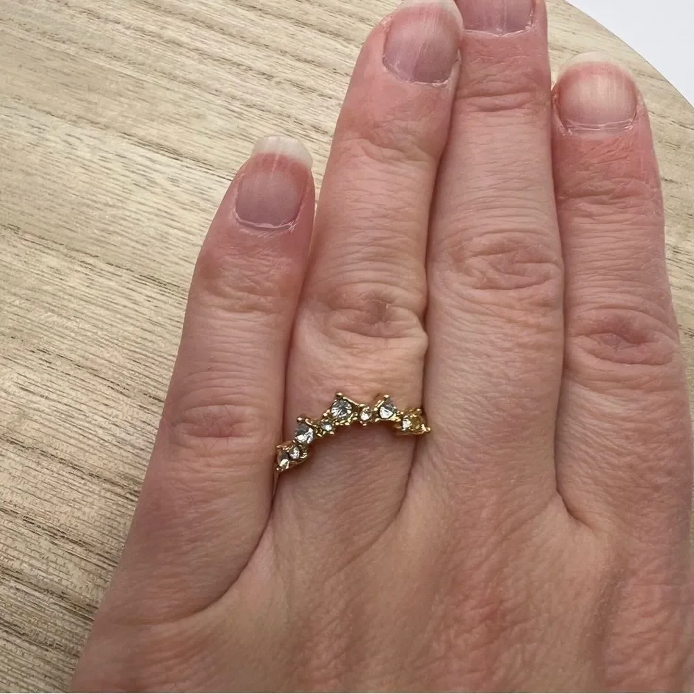 🍭6/$30 Gold tone rhinestone studded enhancer stackable ring - size 8